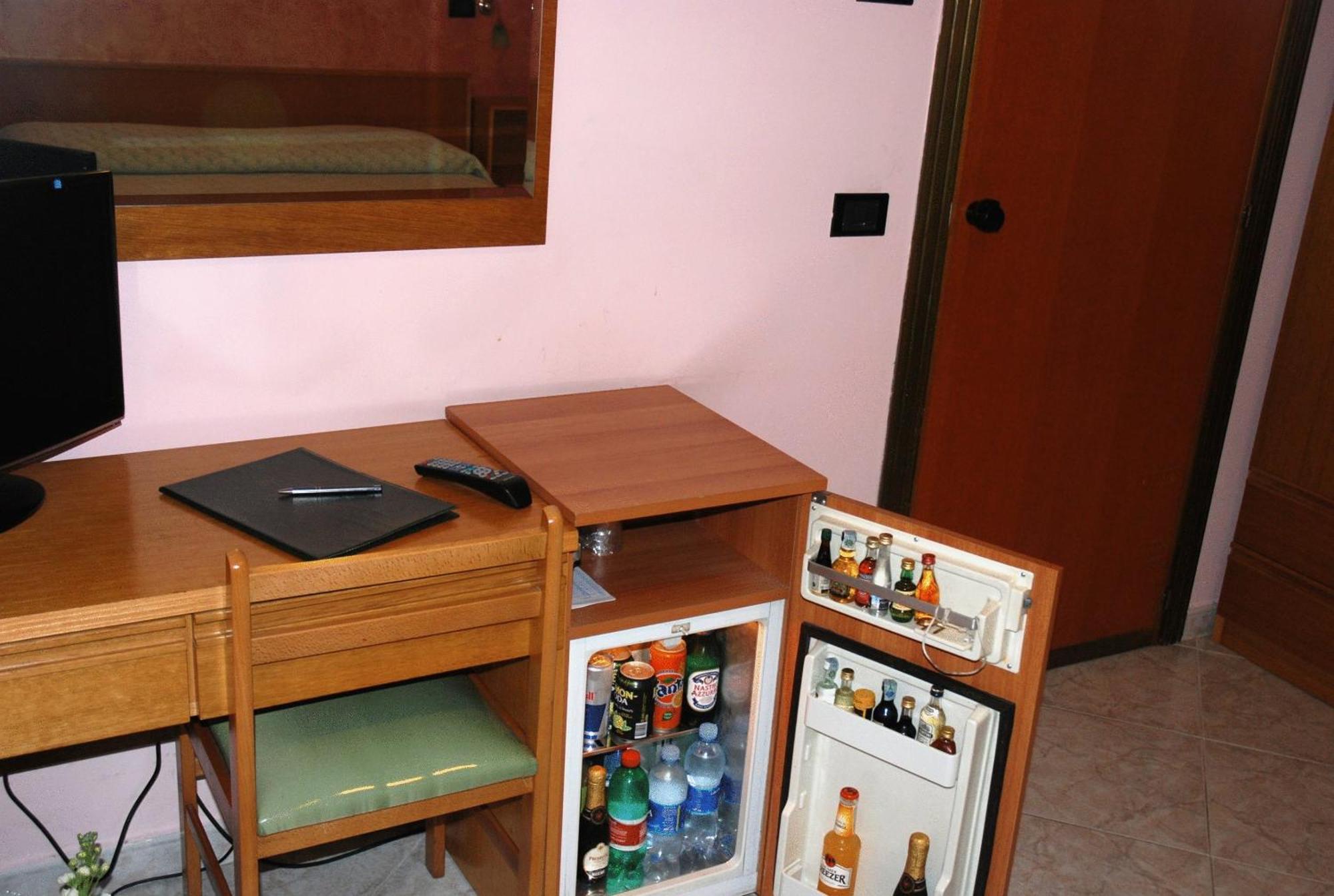 Hotel Grillo Verde Торре-Аннунциата Экстерьер фото