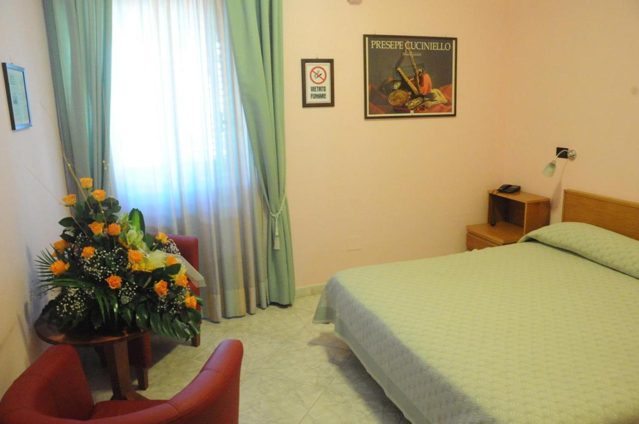 Hotel Grillo Verde Торре-Аннунциата Экстерьер фото